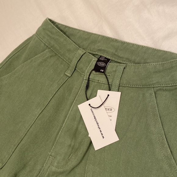 Brand new cargo pants - Picture 4 of 4